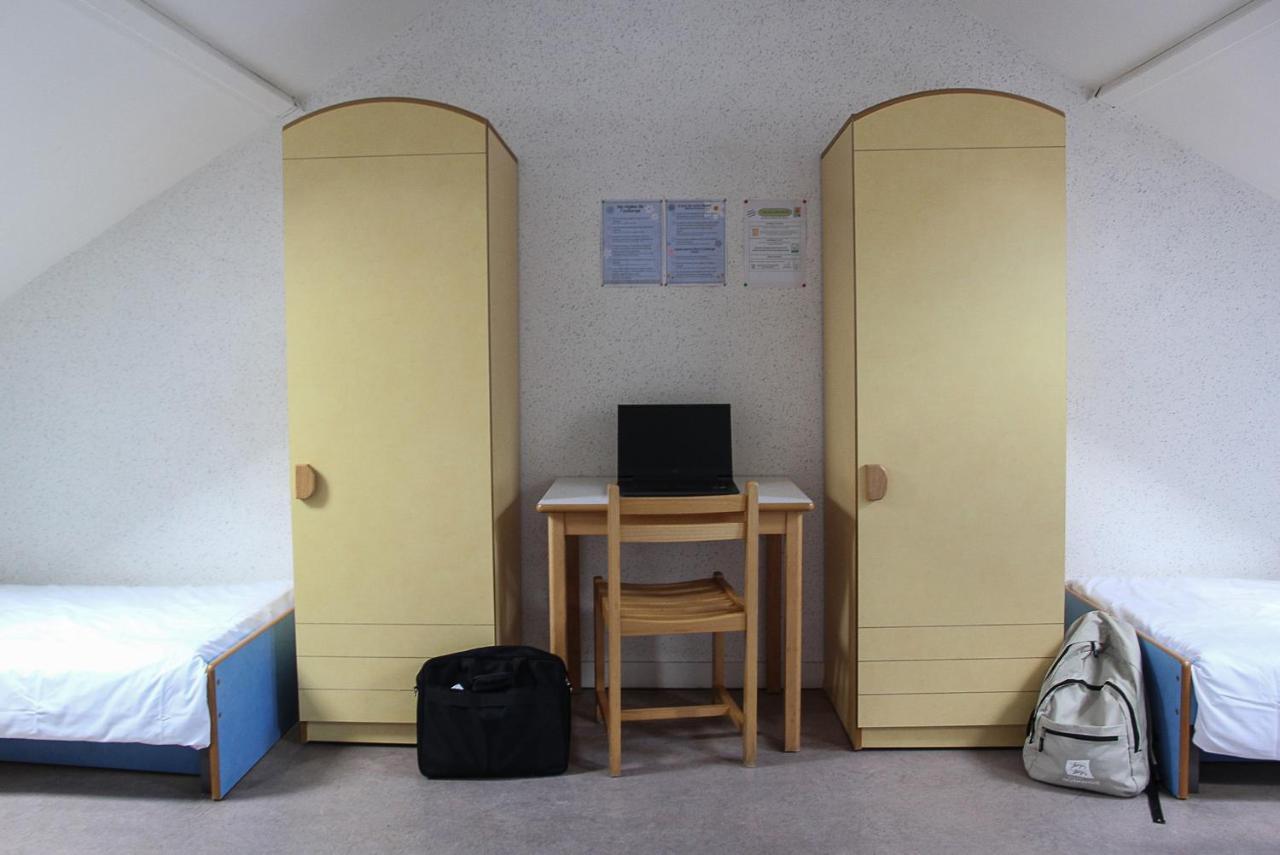 Auberge De Jeunesse Hi Genêts Kültér fotó